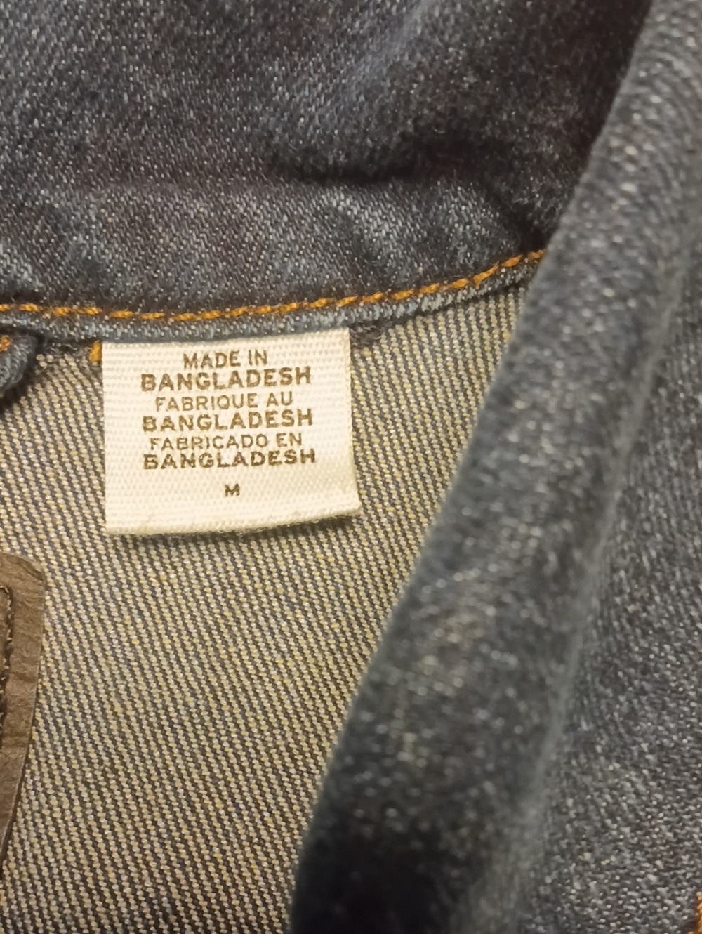 Levi's Medium Jacket - Picture 3 of 5